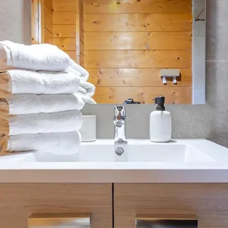 Domaine La Clairiere Et Bain Nordique Holiday home
