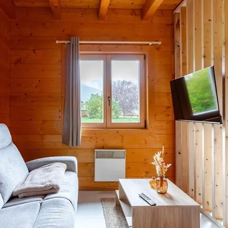 Domaine La Clairiere Et Bain Nordique *